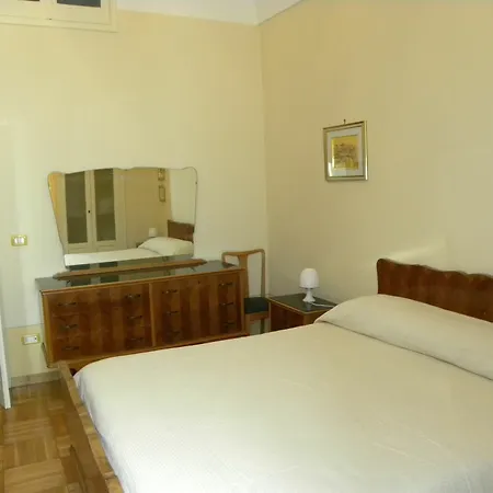 Dimora Nonna Annina Apartment